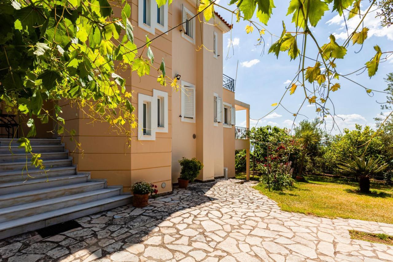Verga Majestic Sunsets - Elegant & Secluded Retreat 칼라마타 외부 사진