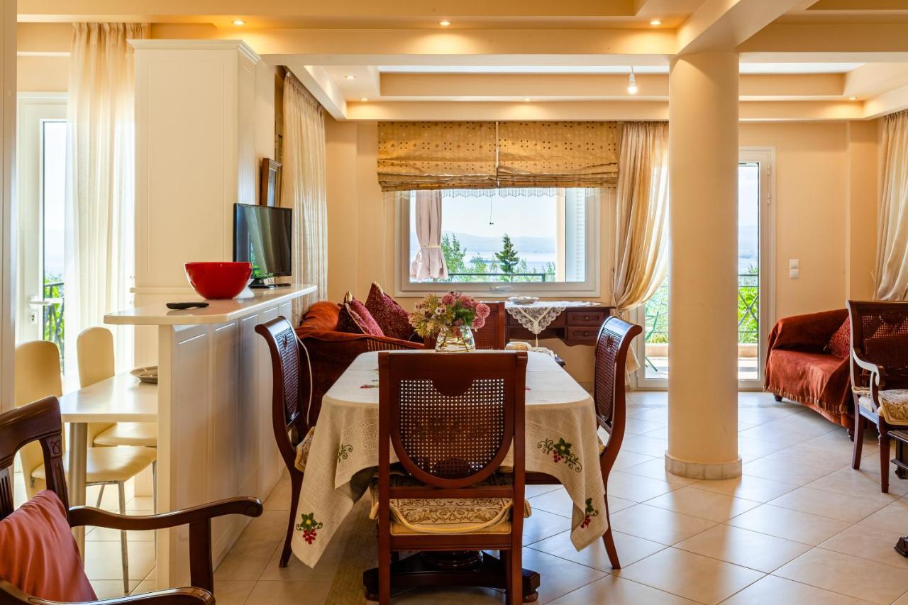 Verga Majestic Sunsets - Elegant & Secluded Retreat 칼라마타 외부 사진